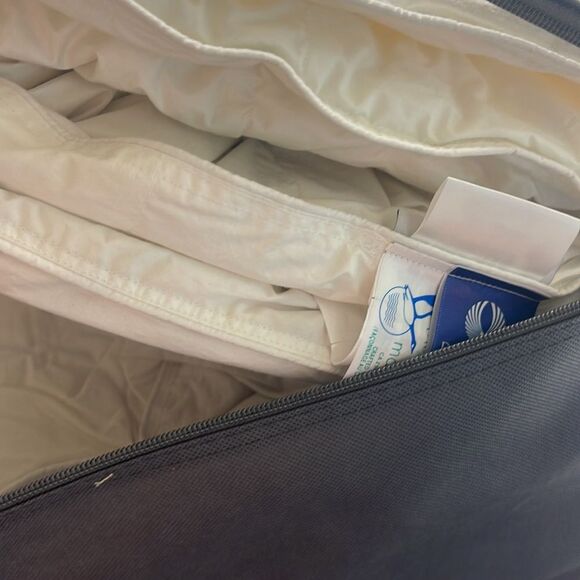 Royal Elite Royal Elite Down Four-Seasons Duvet-WHITE-King - Picture 3 of 3